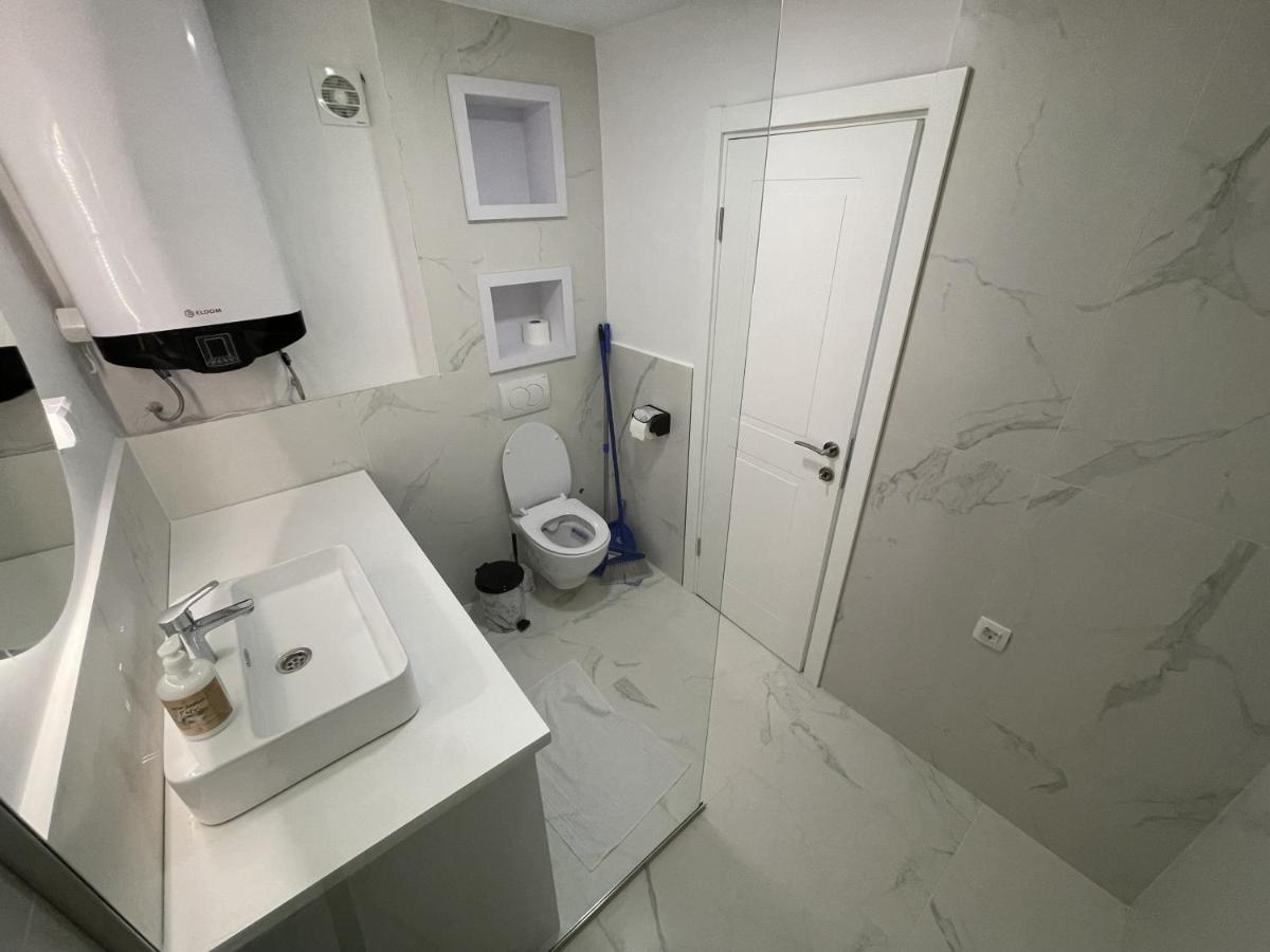 Lungomare Apartments Petrovac 외부 사진
