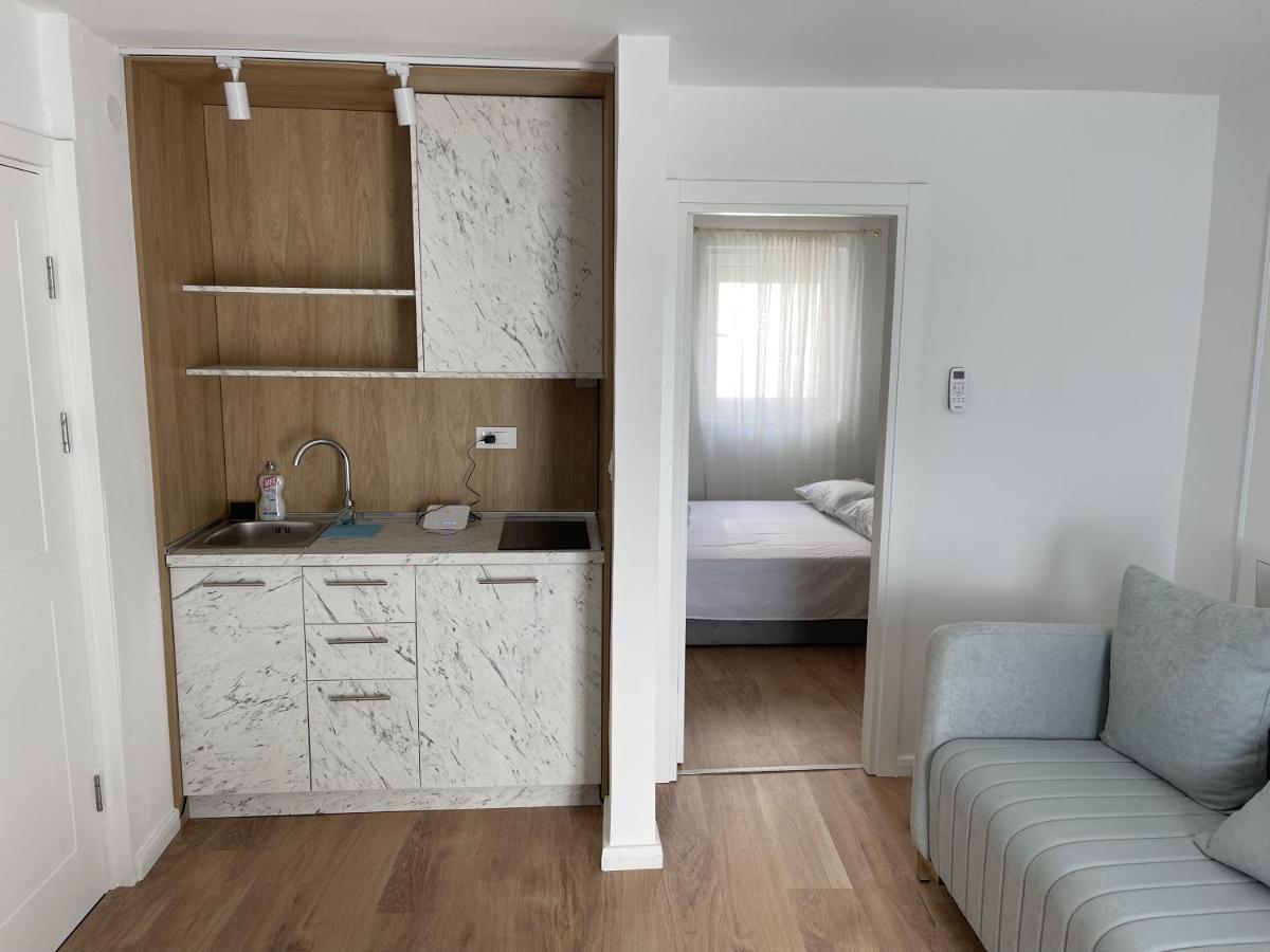 Lungomare Apartments Petrovac 외부 사진