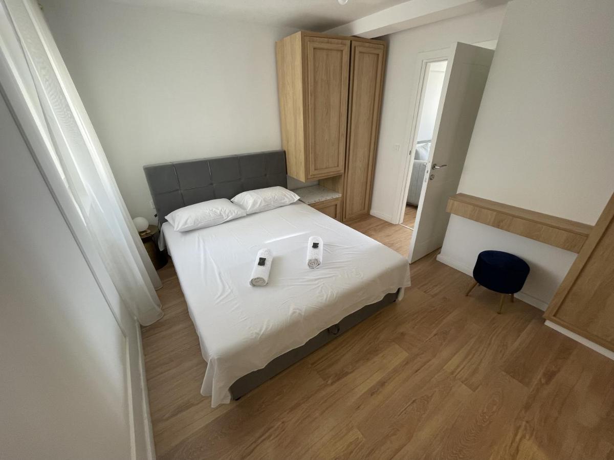 Lungomare Apartments Petrovac 외부 사진