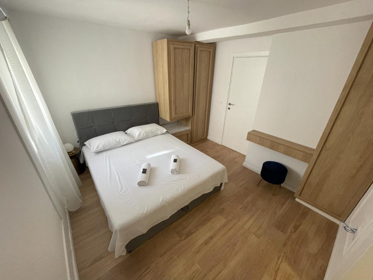 Lungomare Apartments Petrovac 외부 사진
